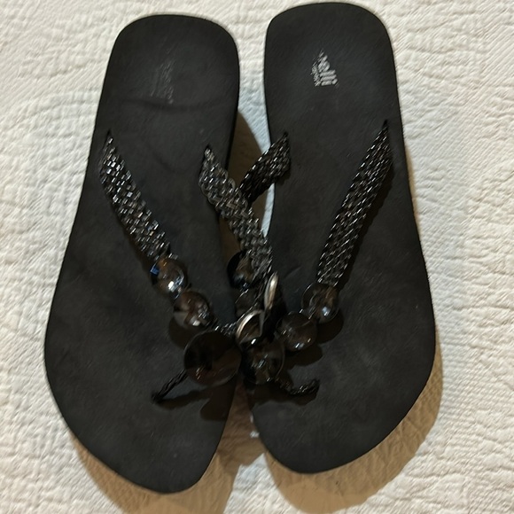 Flip flop Bundle Size 8-8.5 - Picture 11 of 14